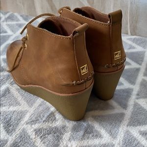 Leather Sperry Wedge Bootsin Cognac